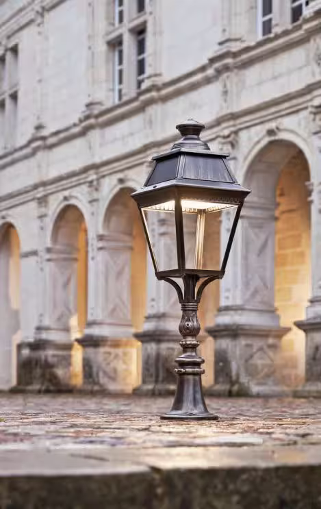Avenue 3 Model 6 Clear Glass Pillar Mount Lantern