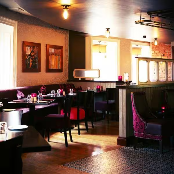 Oregon A Flush Ceiling Fitting