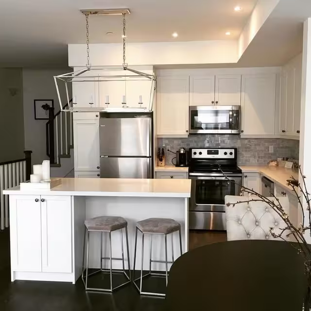 Darlana Medium Linear Pendant Lantern