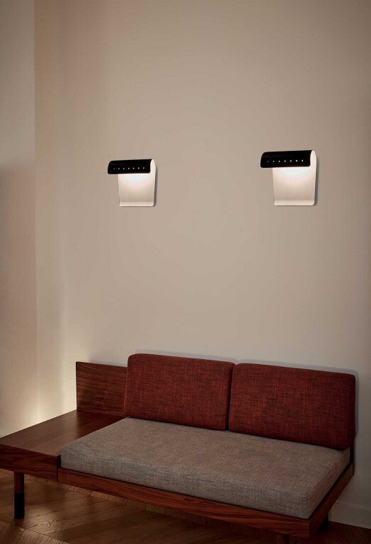 Biny Curve LED Wall Light White & Black
