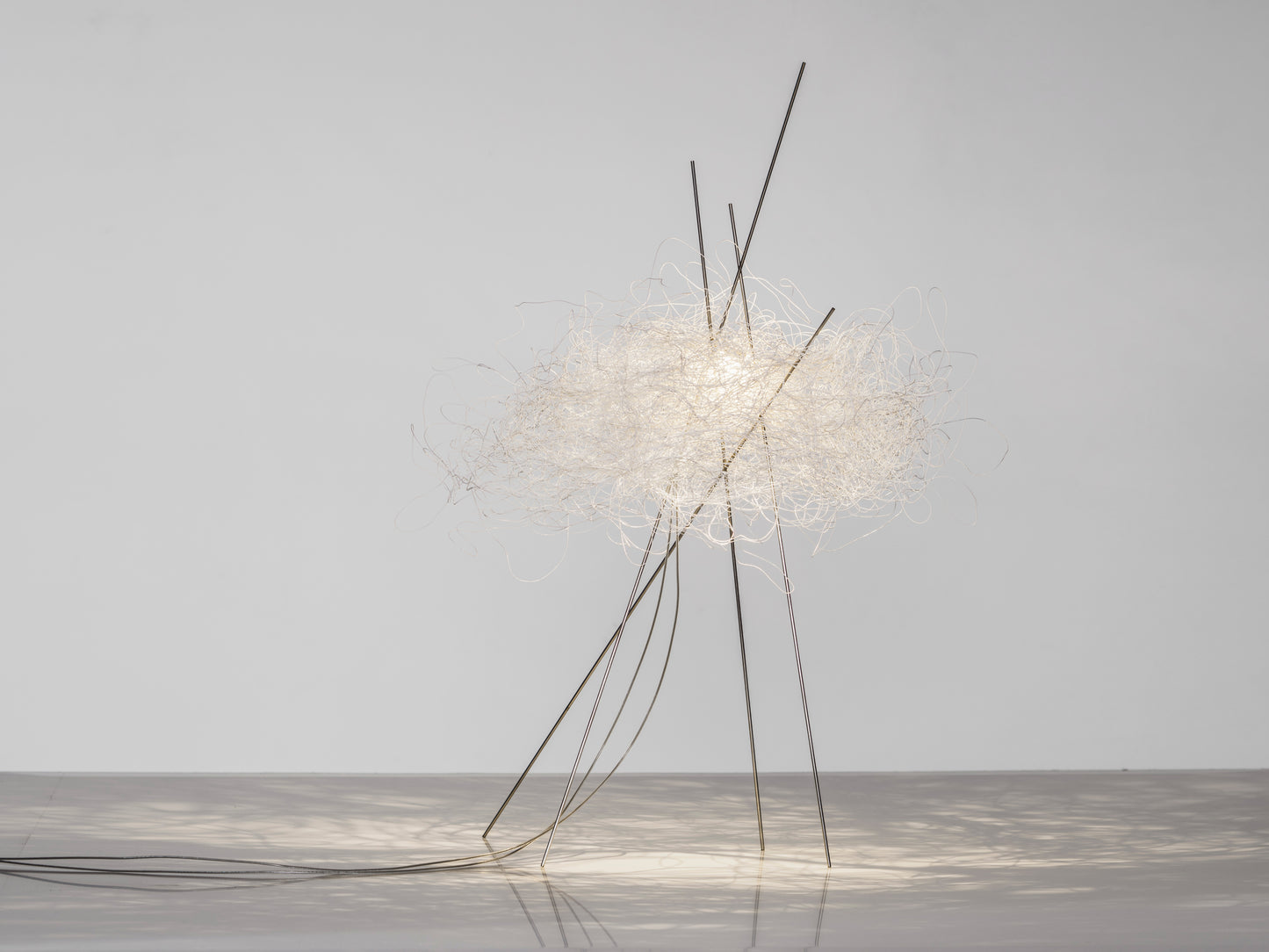 Pili Table Lamp