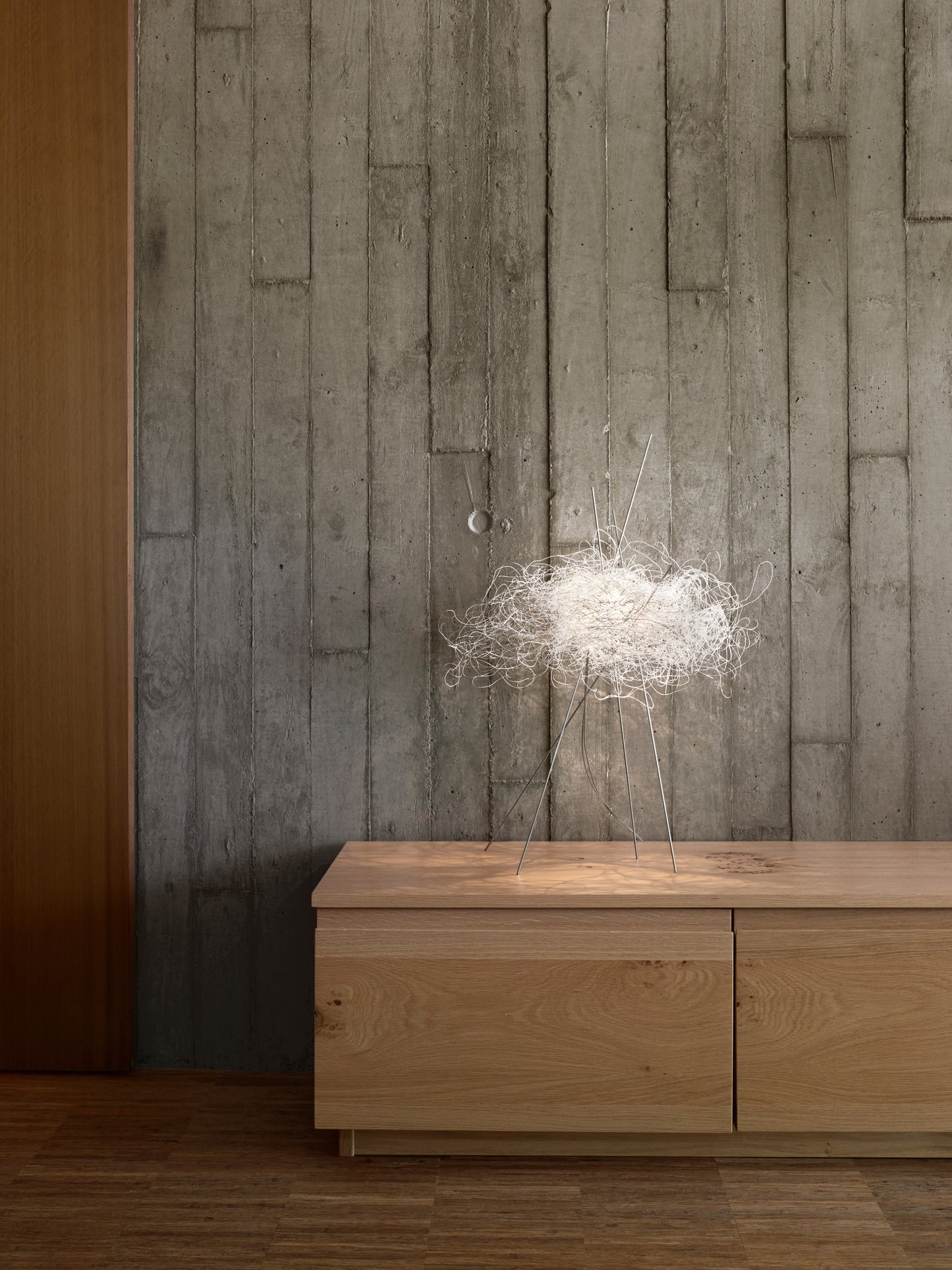 Pili Table Lamp