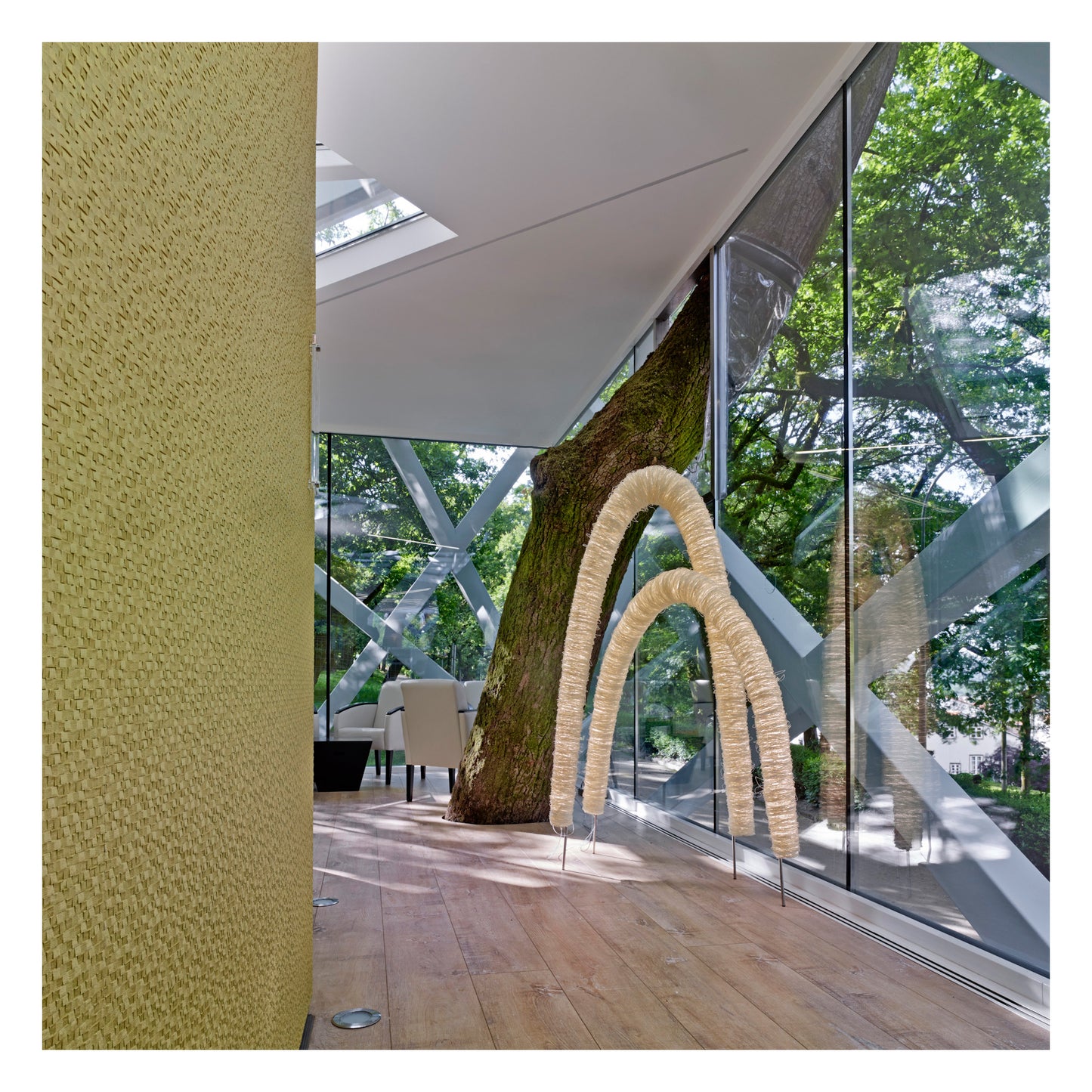 Arc White Floor Lamp