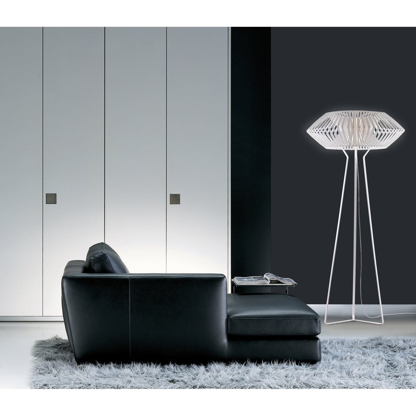 V Floor Lamp