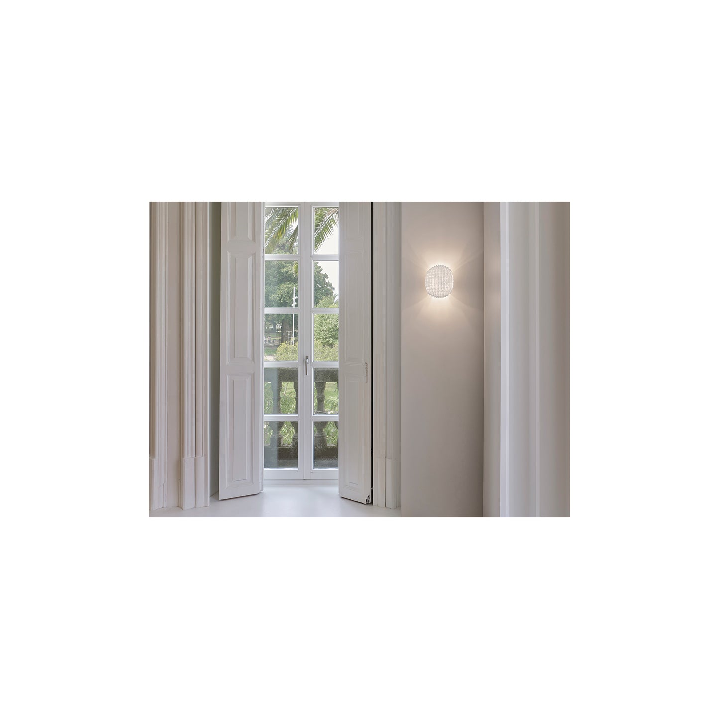 Tati Large LED Wall Light