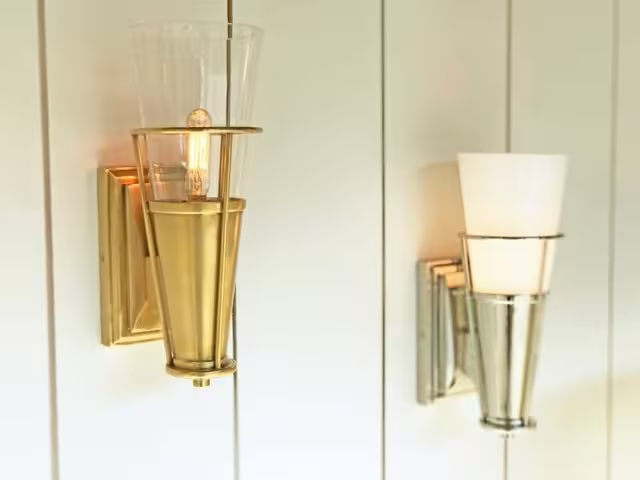 Robinson Single Wall Light