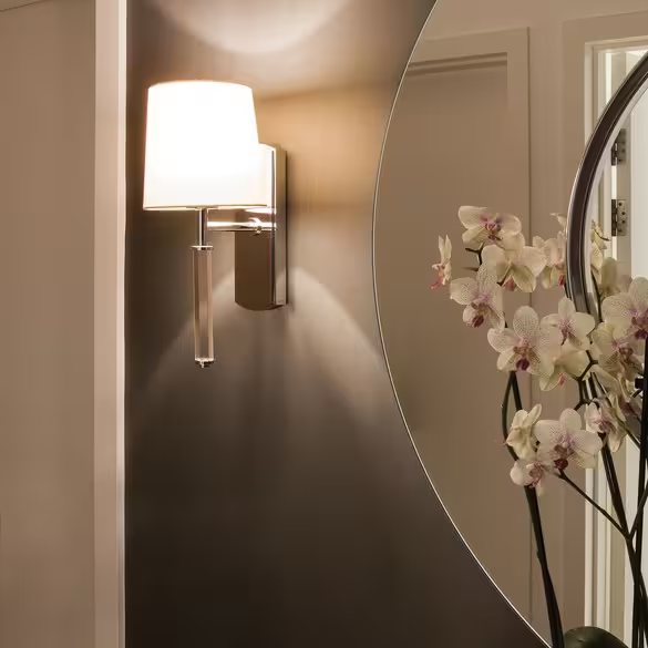 Delphi Single Wall Light