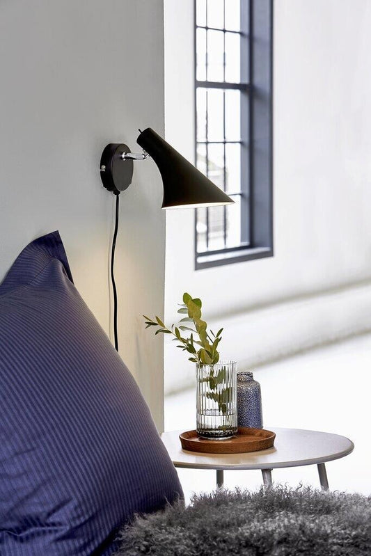 Vanila Wall Light