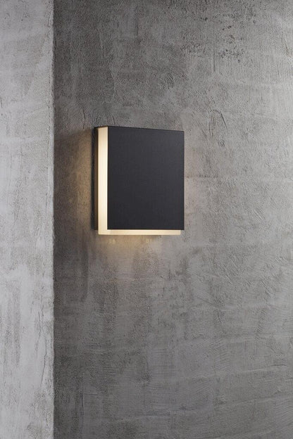 Tamar Clips Outdoor LED Wall Light