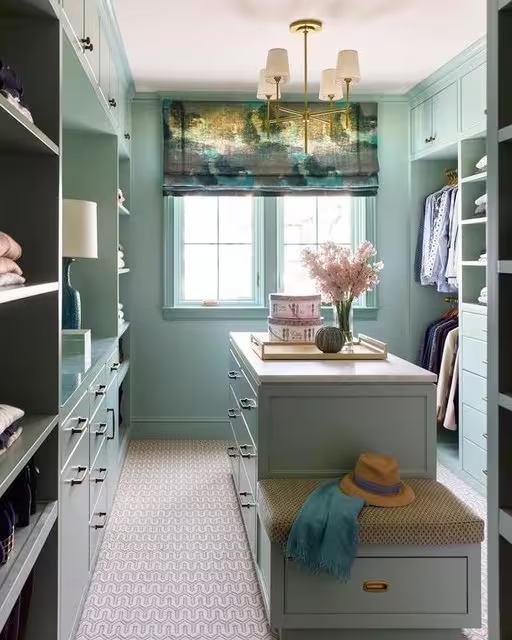 Bryant Small 4-Light Chandelier