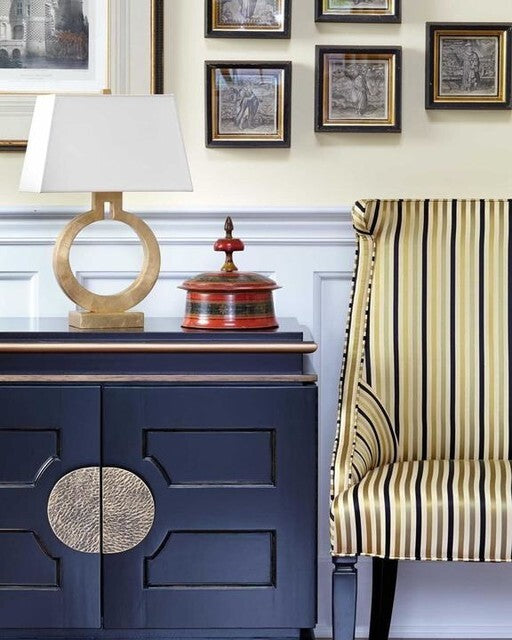 Ring Form Table Lamp