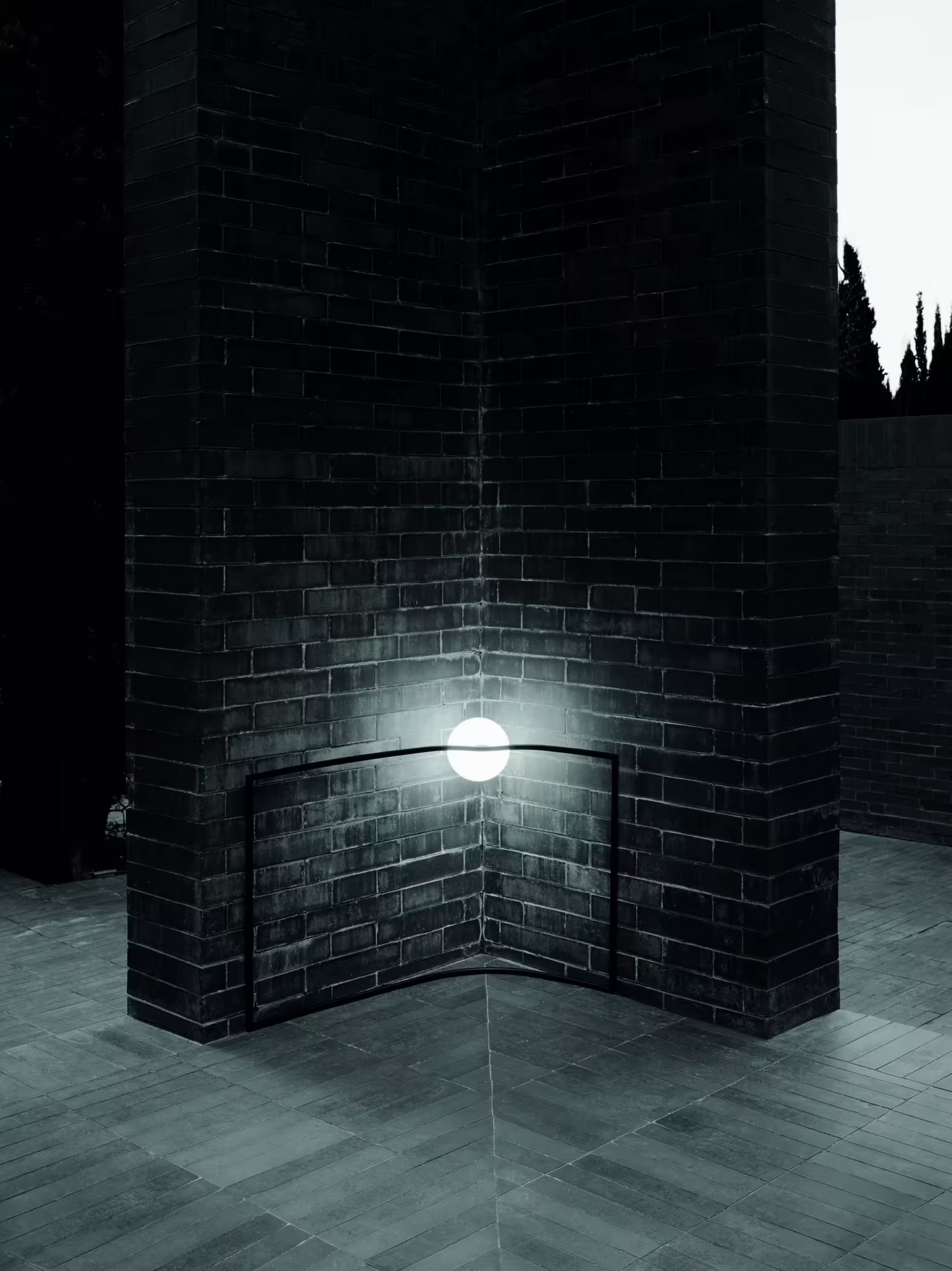 Heco Corner Outdoor/Indoor Wall Light