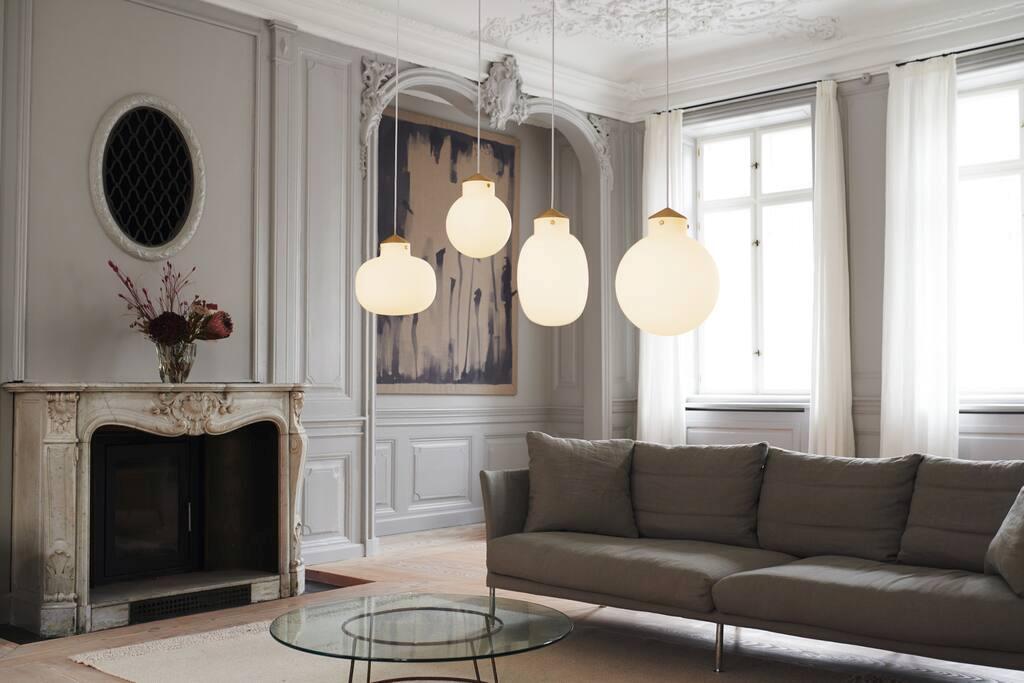 Raito 22 Round Pendant Brass