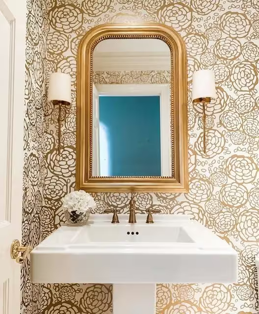 Dauphine Wall Light