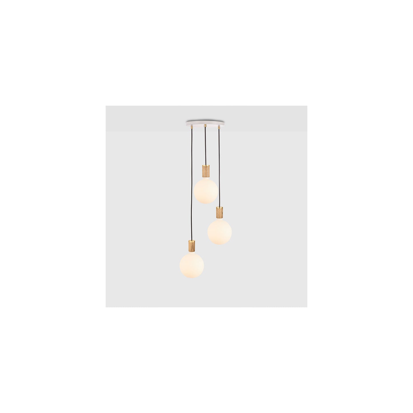 Triple Pendant White with Sphere IV