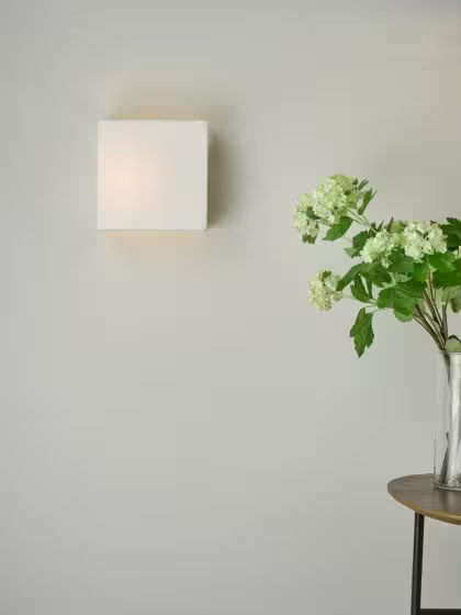 Urmi Wall Light