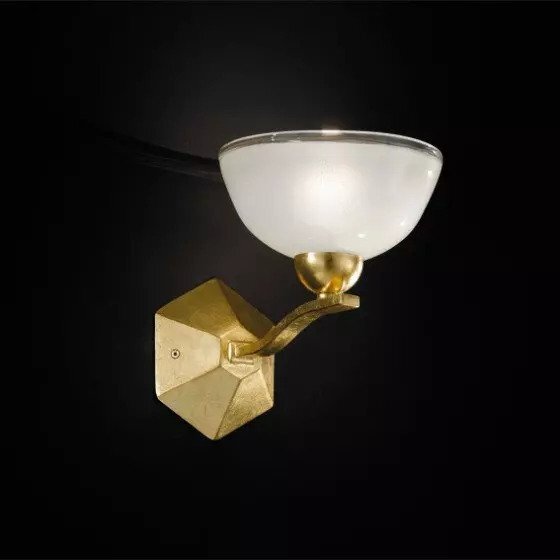 Piramide Wall Light
