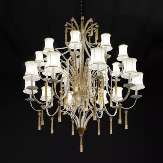 Fashionable 20-Light Chandelier