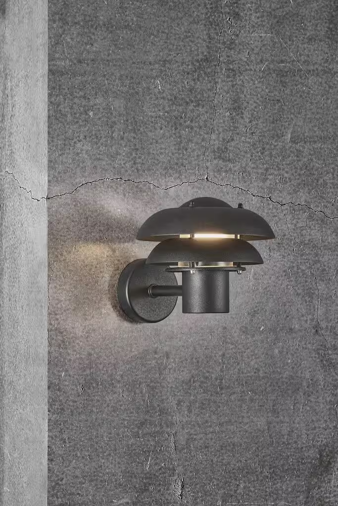 Kurnos 20 Outdoor Wall Light