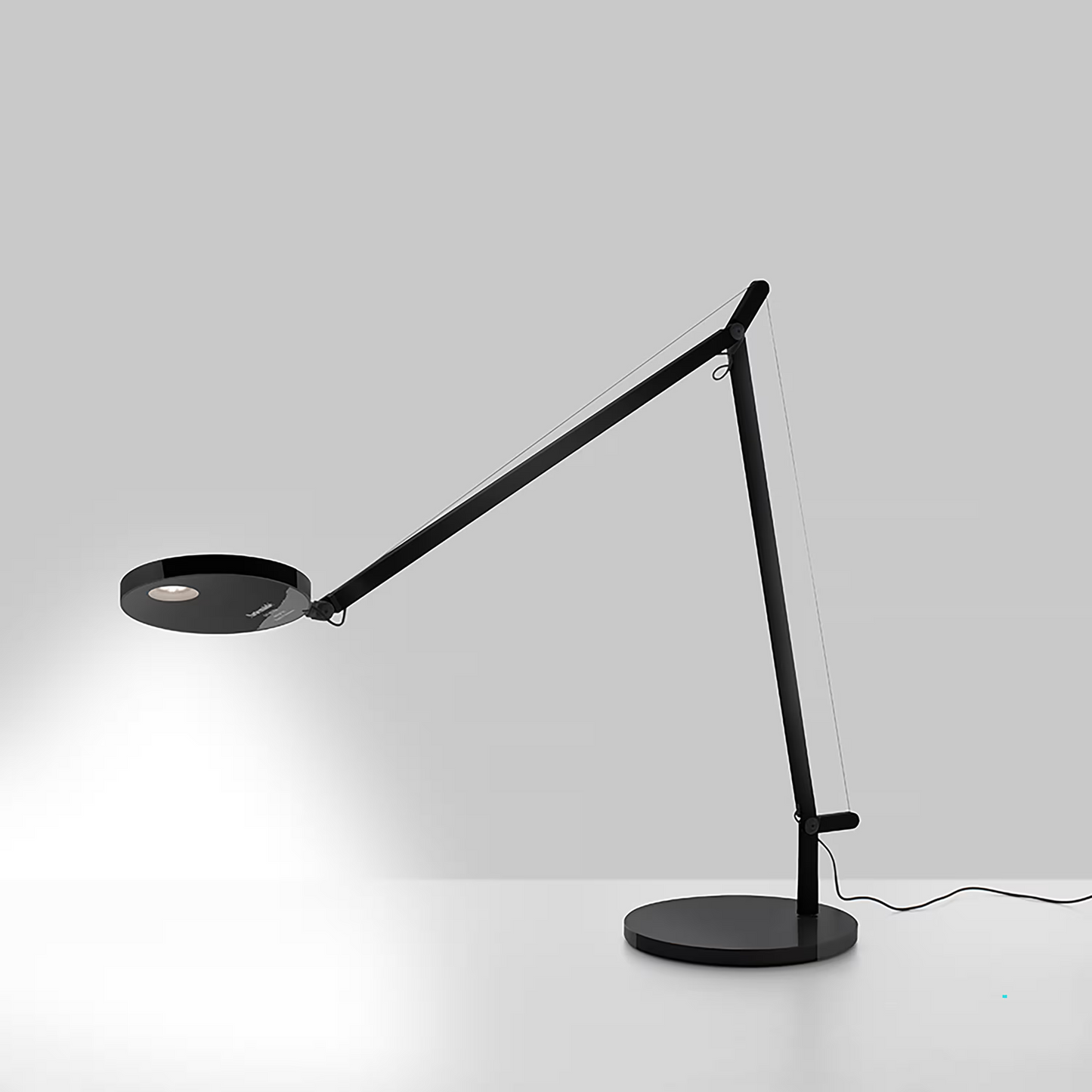Demetra 2700K LED Lamp (Body Only)