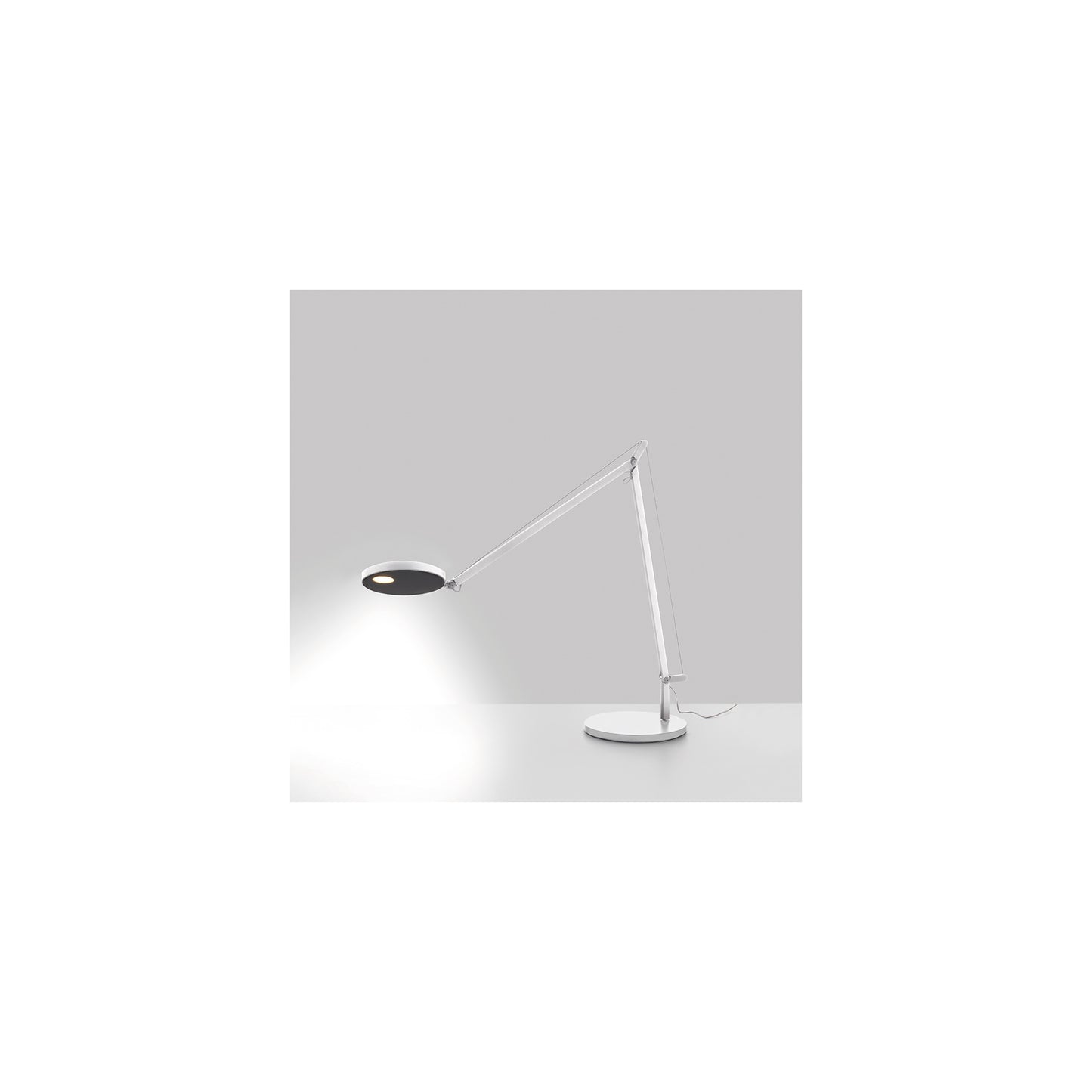 Demetra 3000K LED Lamp Body