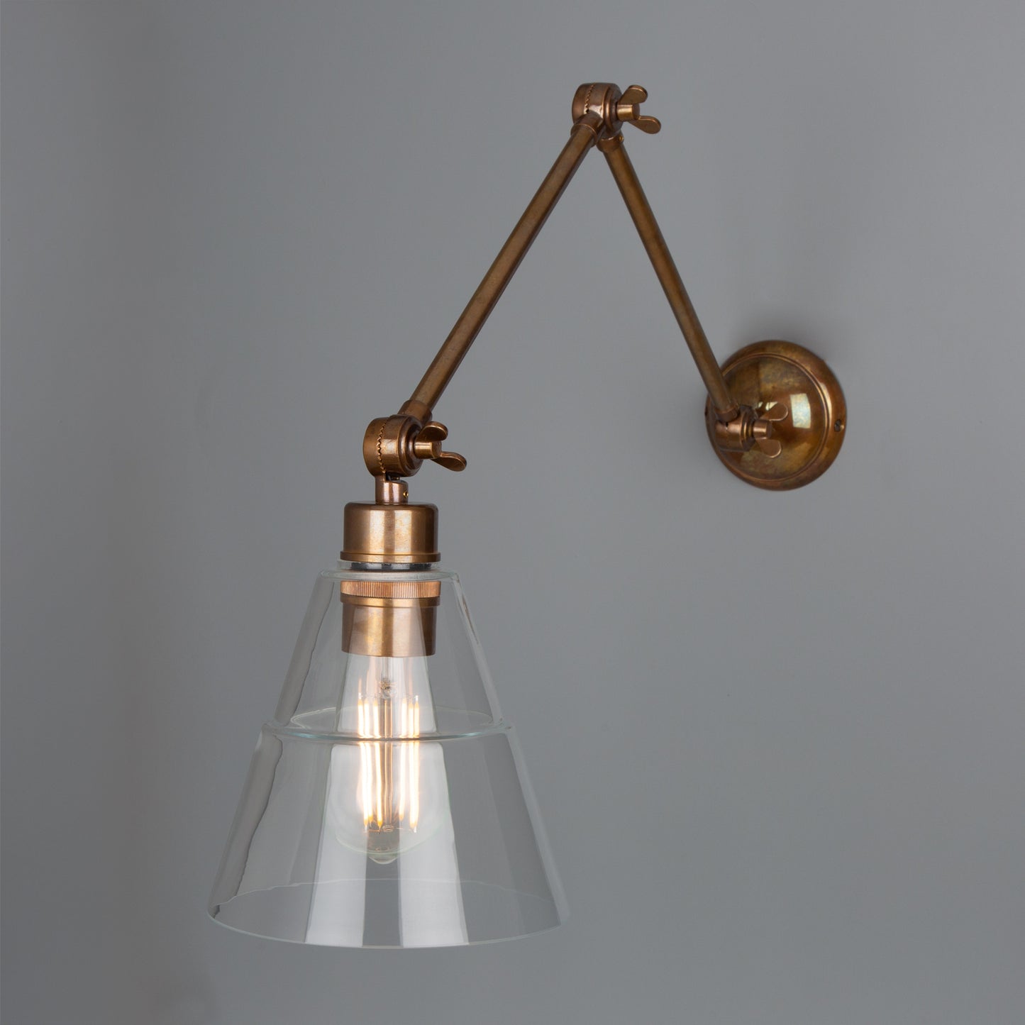 Lyx Cone Adjustable Arm Poster Light