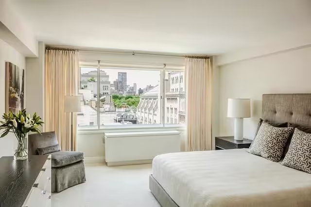 Moon Glow Table Lamp in White Glass