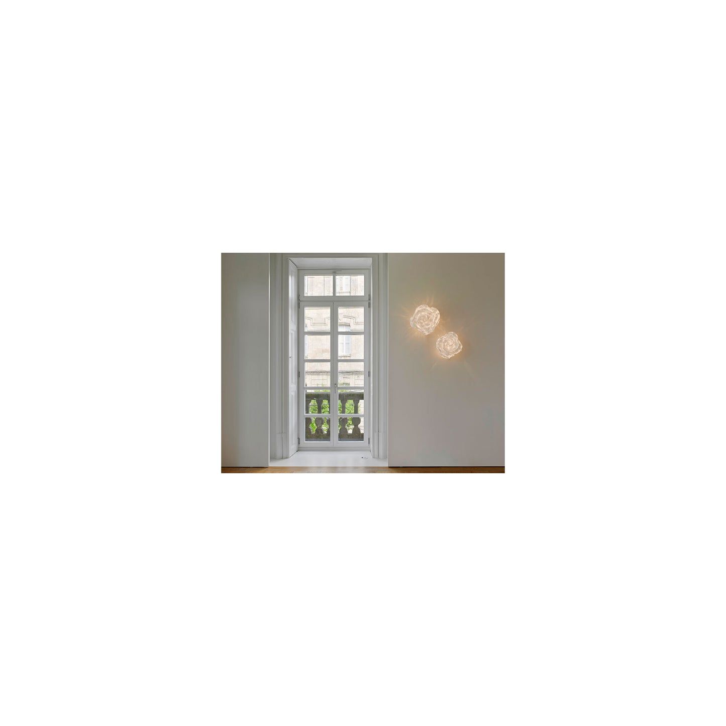 Nevo Small LED Wall Light