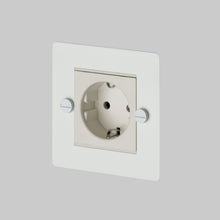 Buster and Punch 1G Euro Socket