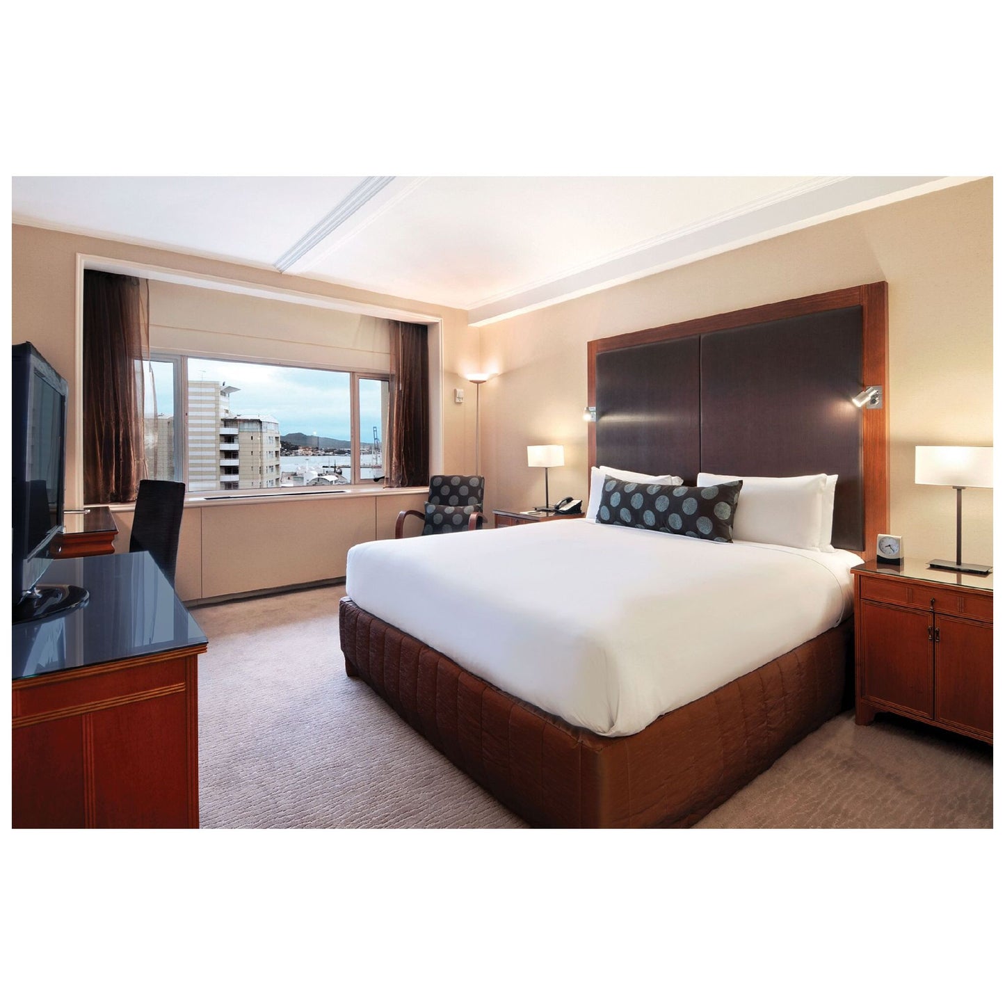 Park Lane Modern Slim Style Table Lamp