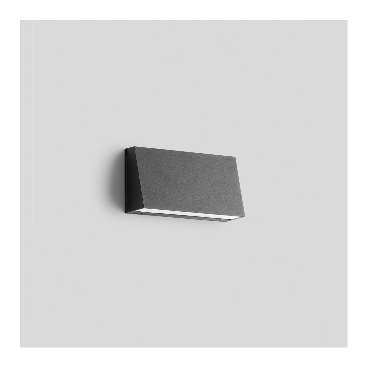 22261 Large LED Wall Light