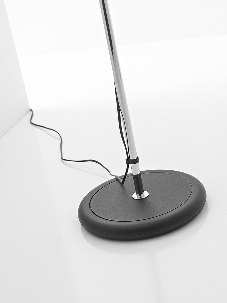 Triedro Floor Lamp