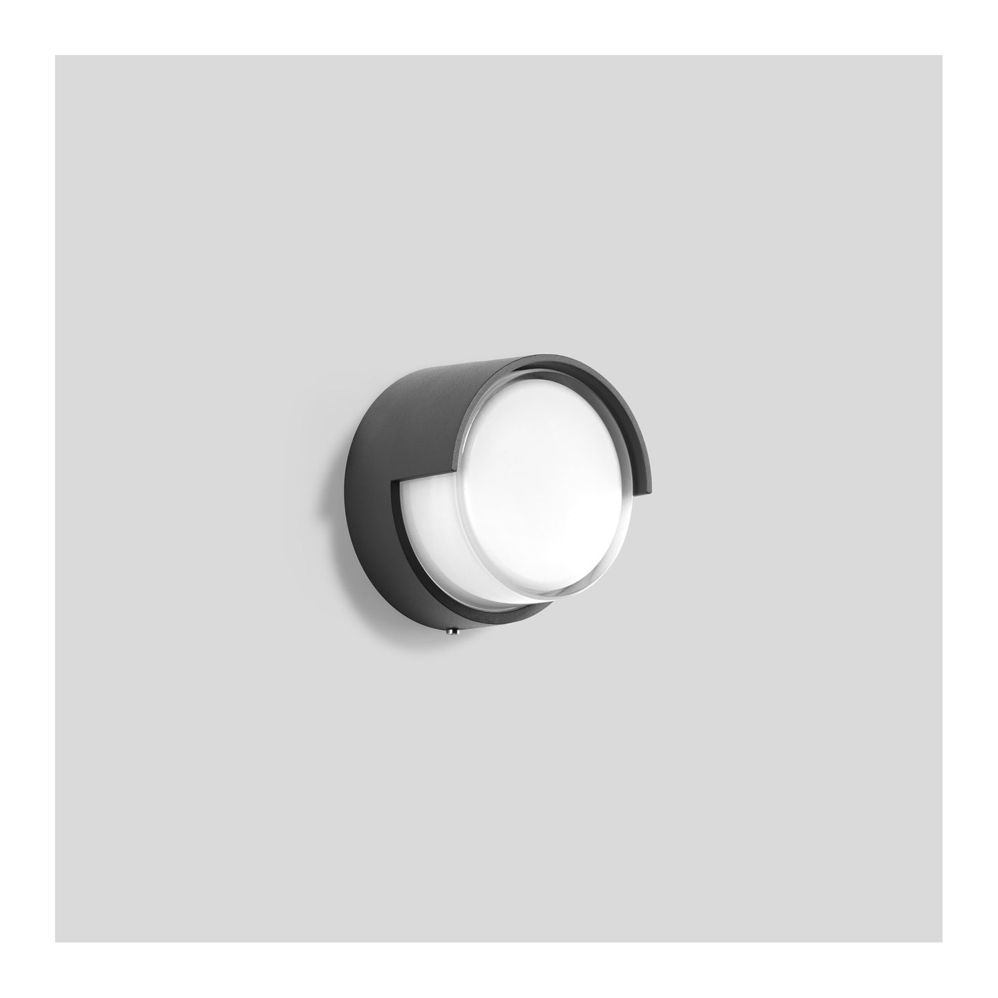33507 Medium LED Ceiling/Wall Light