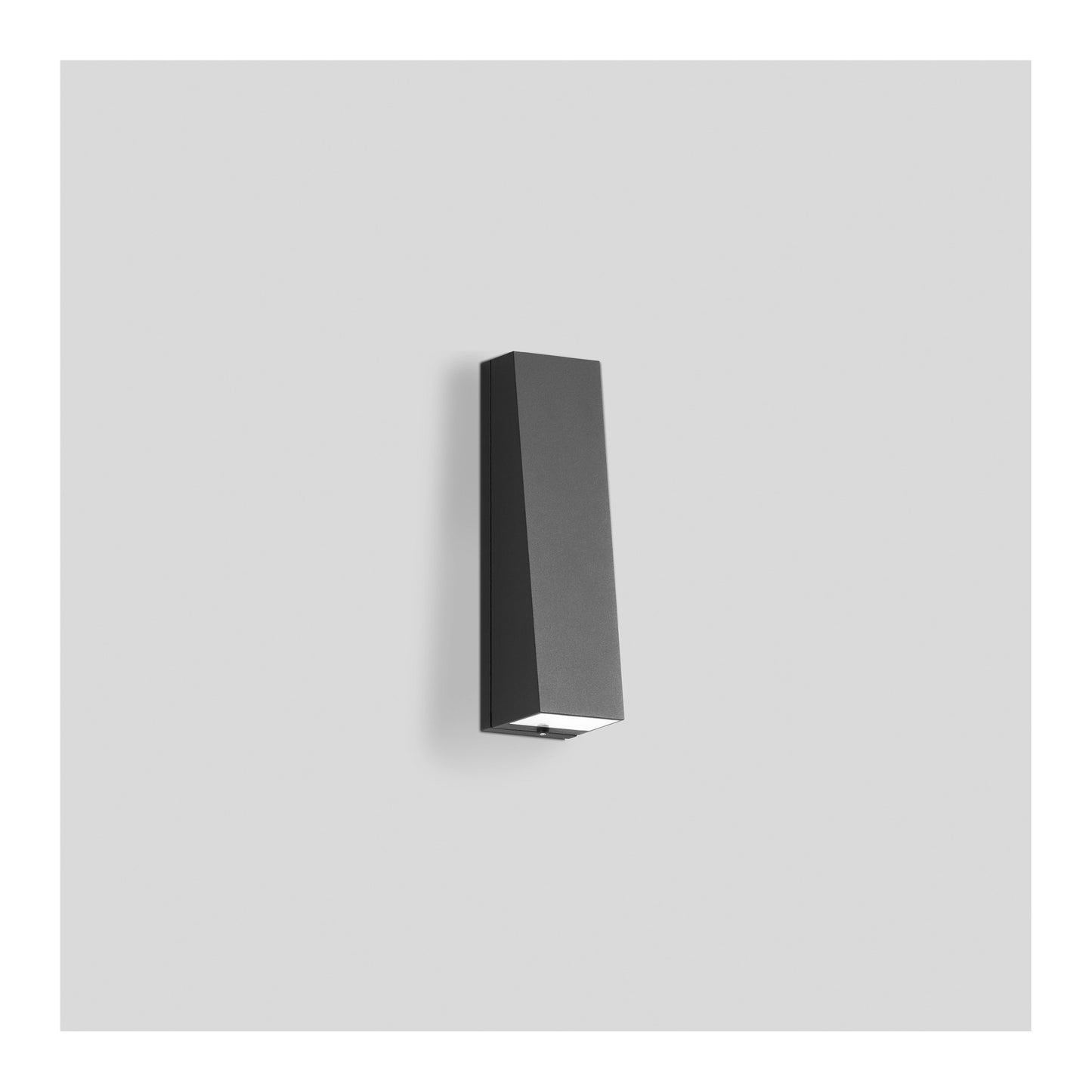 33514 Large LED Wall Light