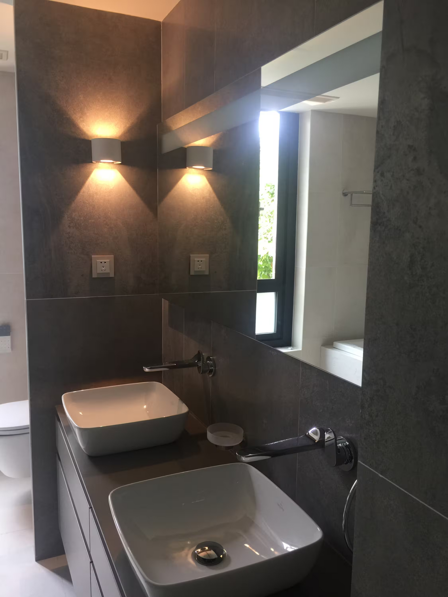 Adray, Wall Surface Mounted, 7.7W