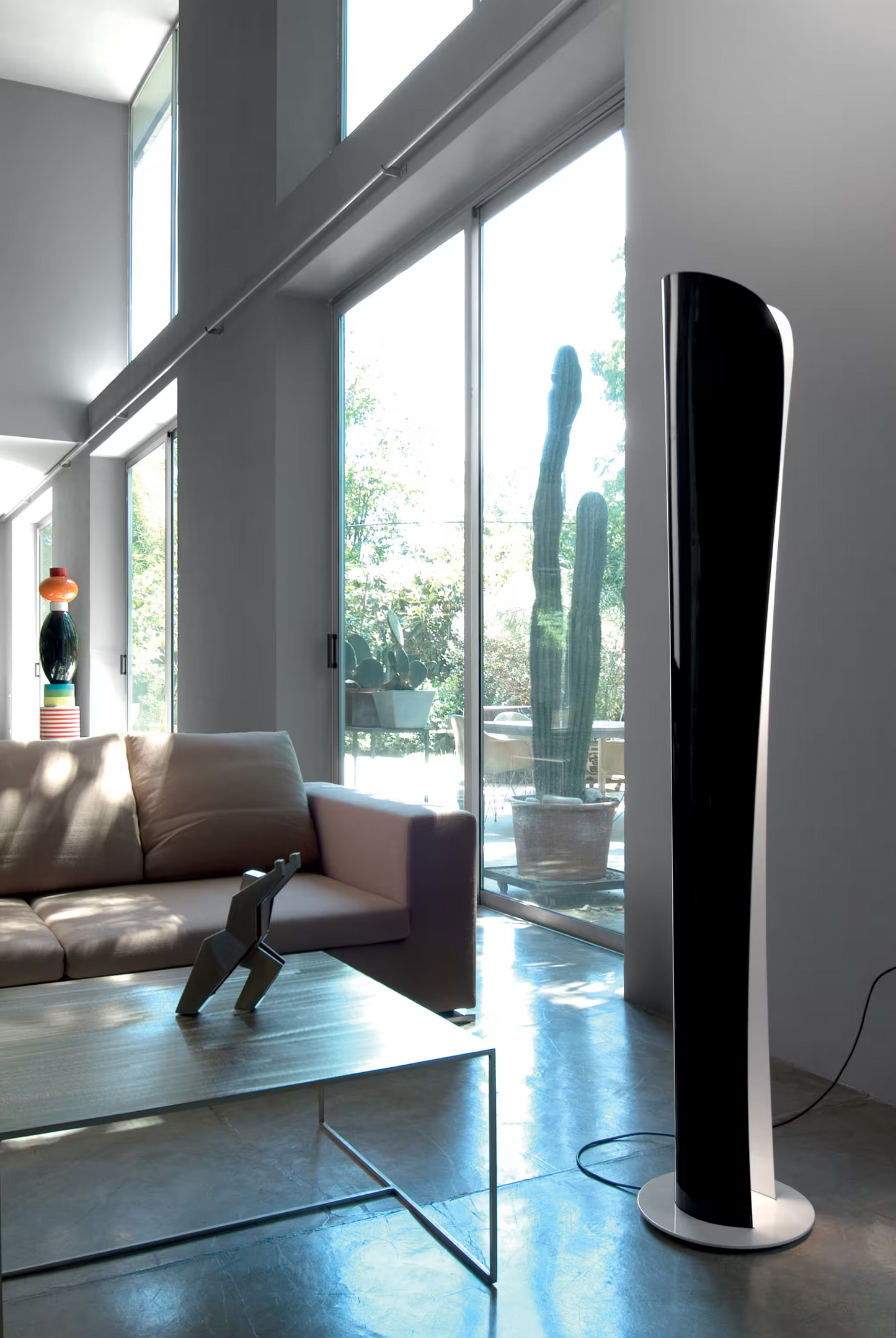 Cadmo LED Floor Lamp