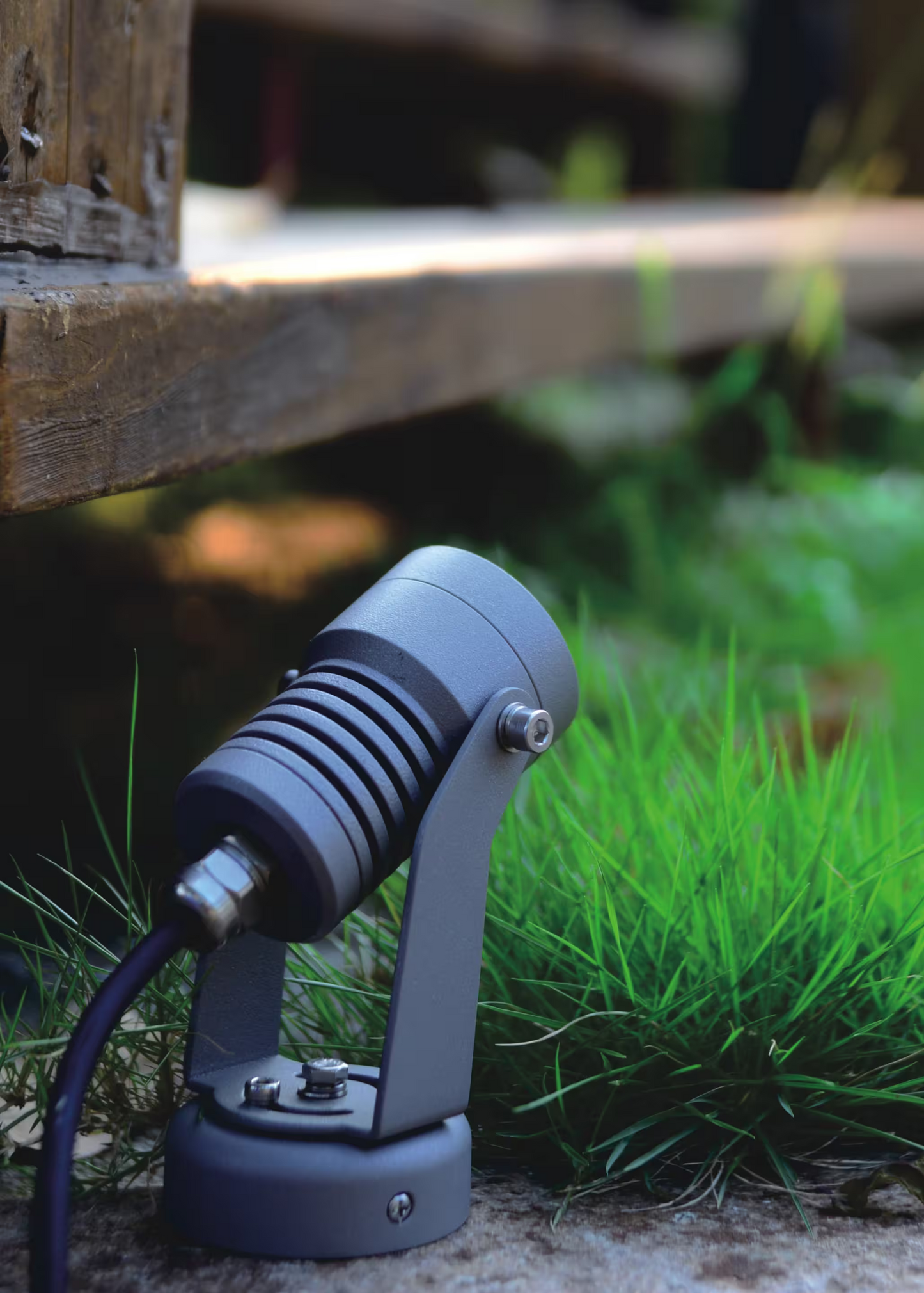 Pictor Ground Surface Mounted