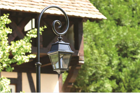 Roger Pradier Avenue 2 Post Light