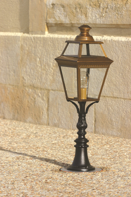 Place Des Vosges 3 Model 9 Clear Glass Padestal