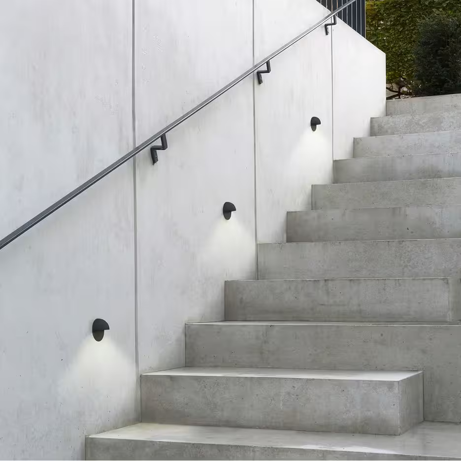 Tivola LED Exterior Wall Light