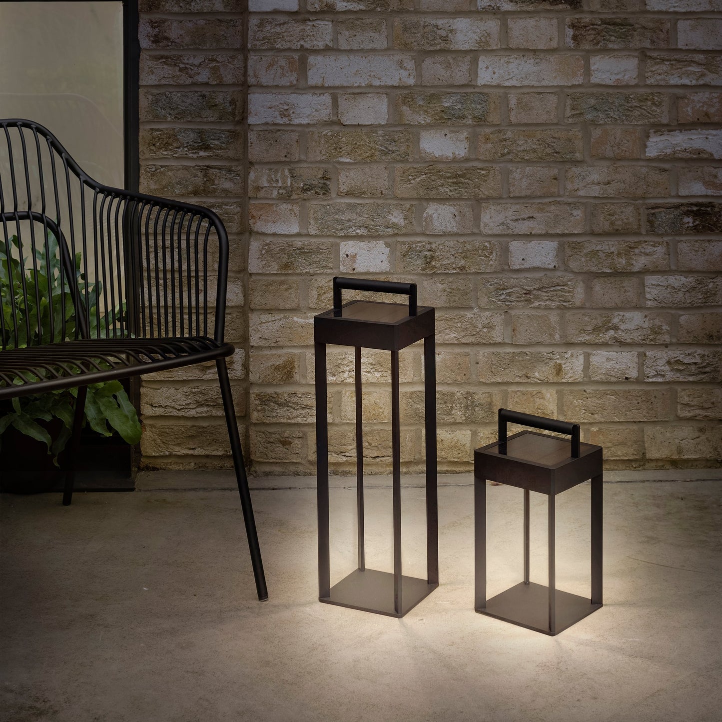 Astro Kuro 450 Outdoor Portable Lantern