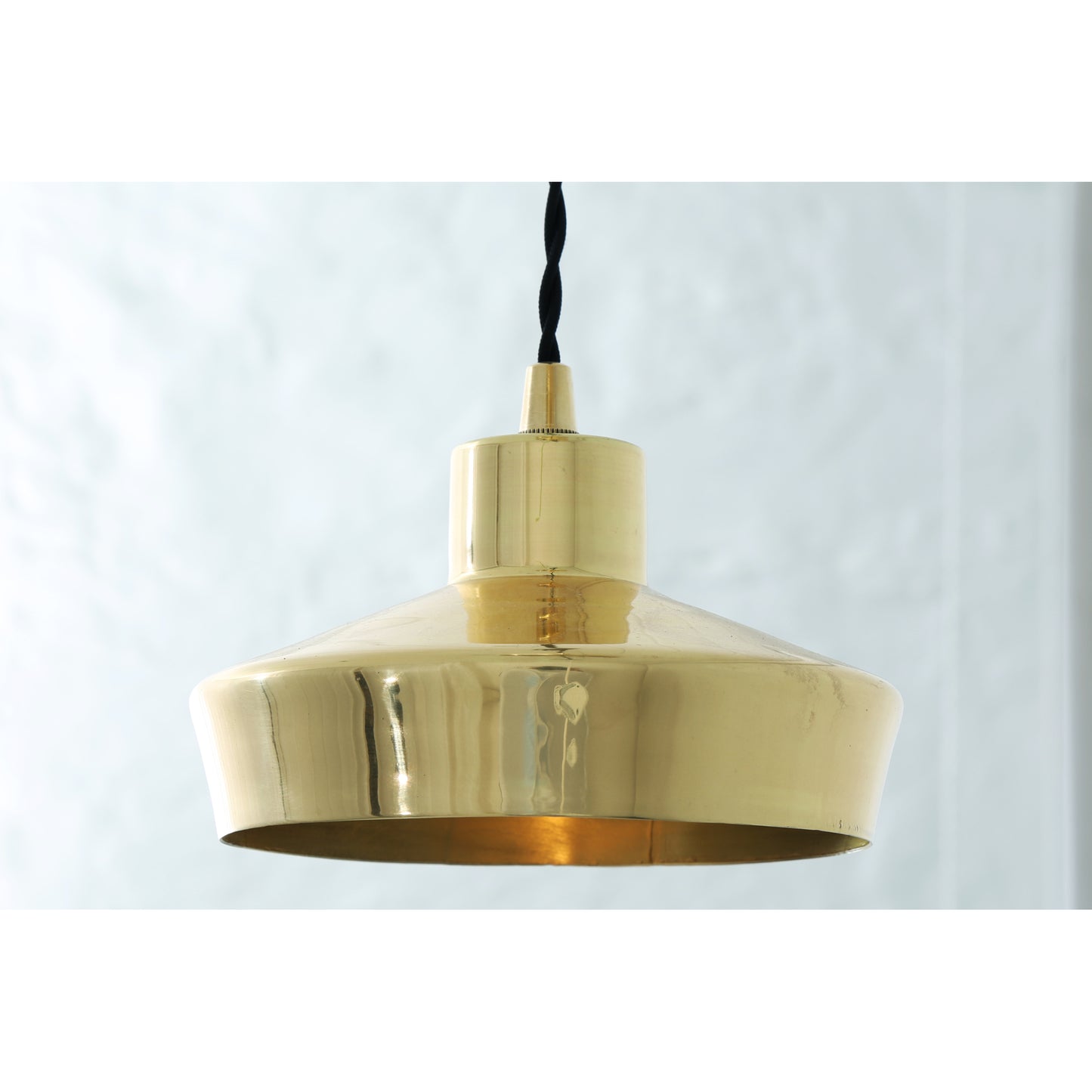 Splendor Single Brass Pendant