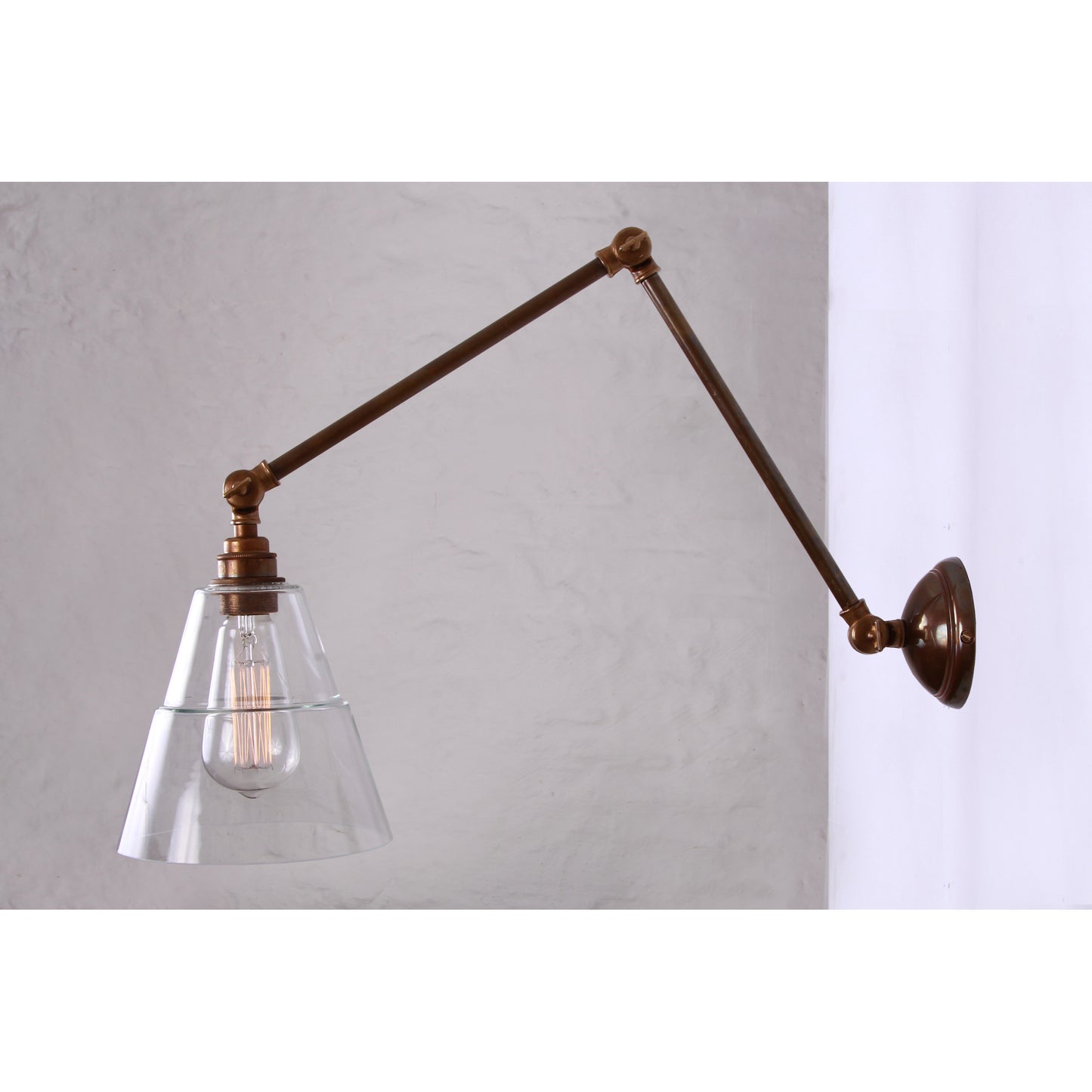 Lyx Cone Adjustable Arm Poster Light
