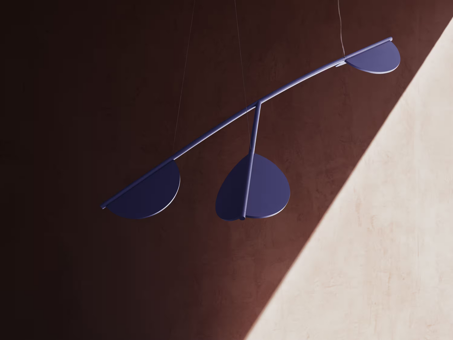 Almendra S3 Short Pendant