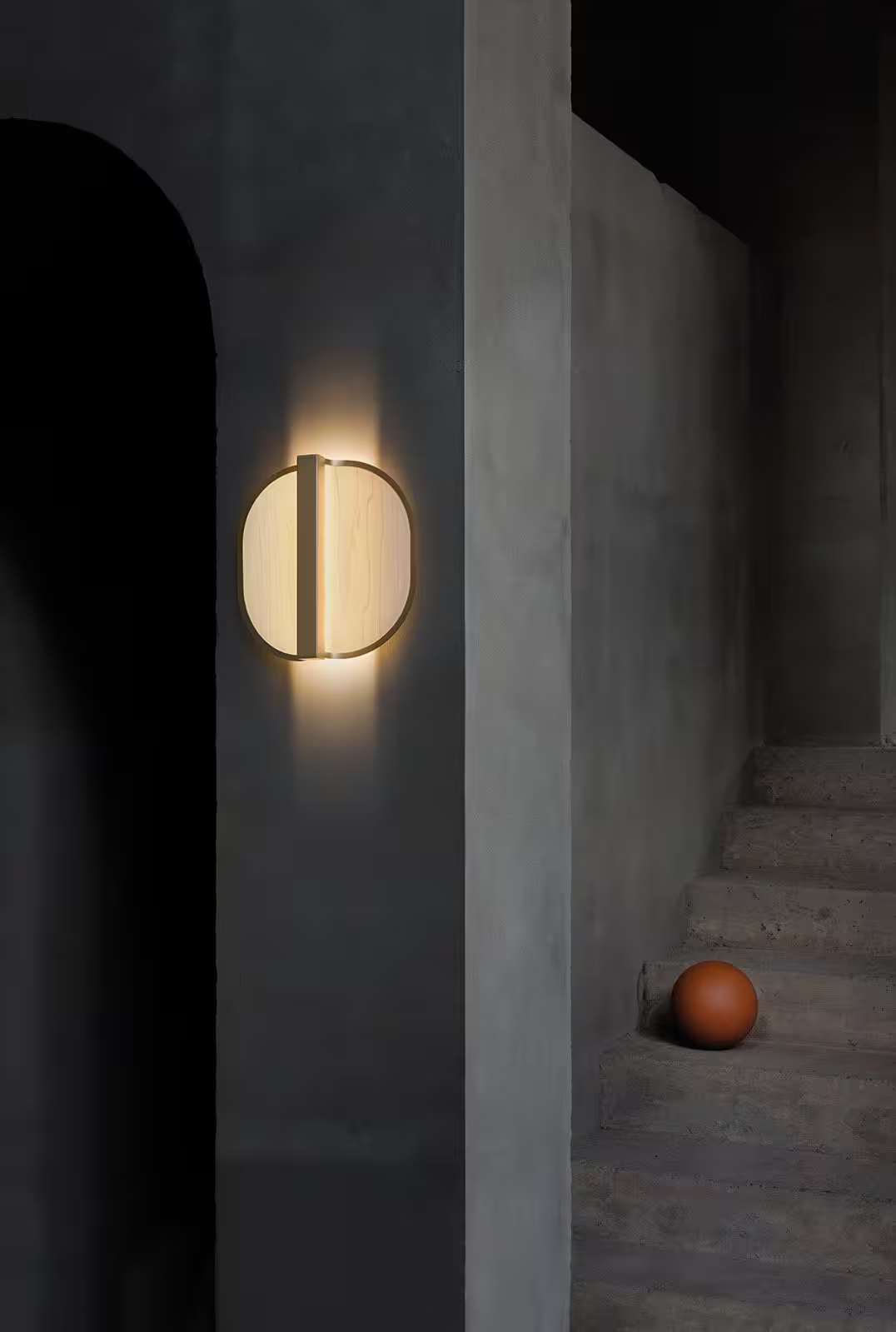 Omma Wall Light