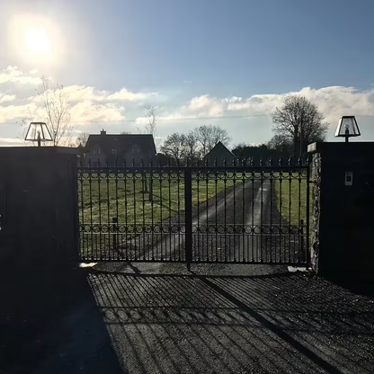 Harte Contemporary Pier Light