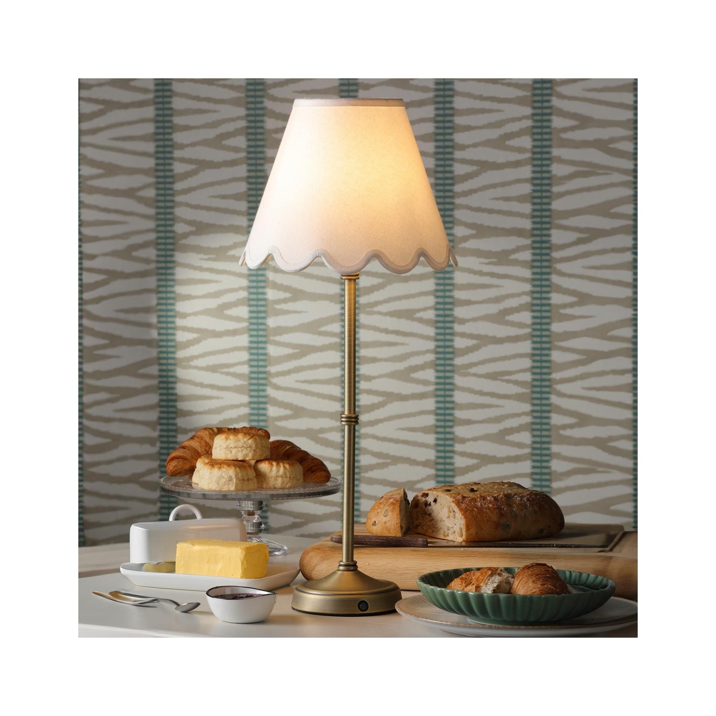 Dahl Rechargeable Table Lamp with Shade