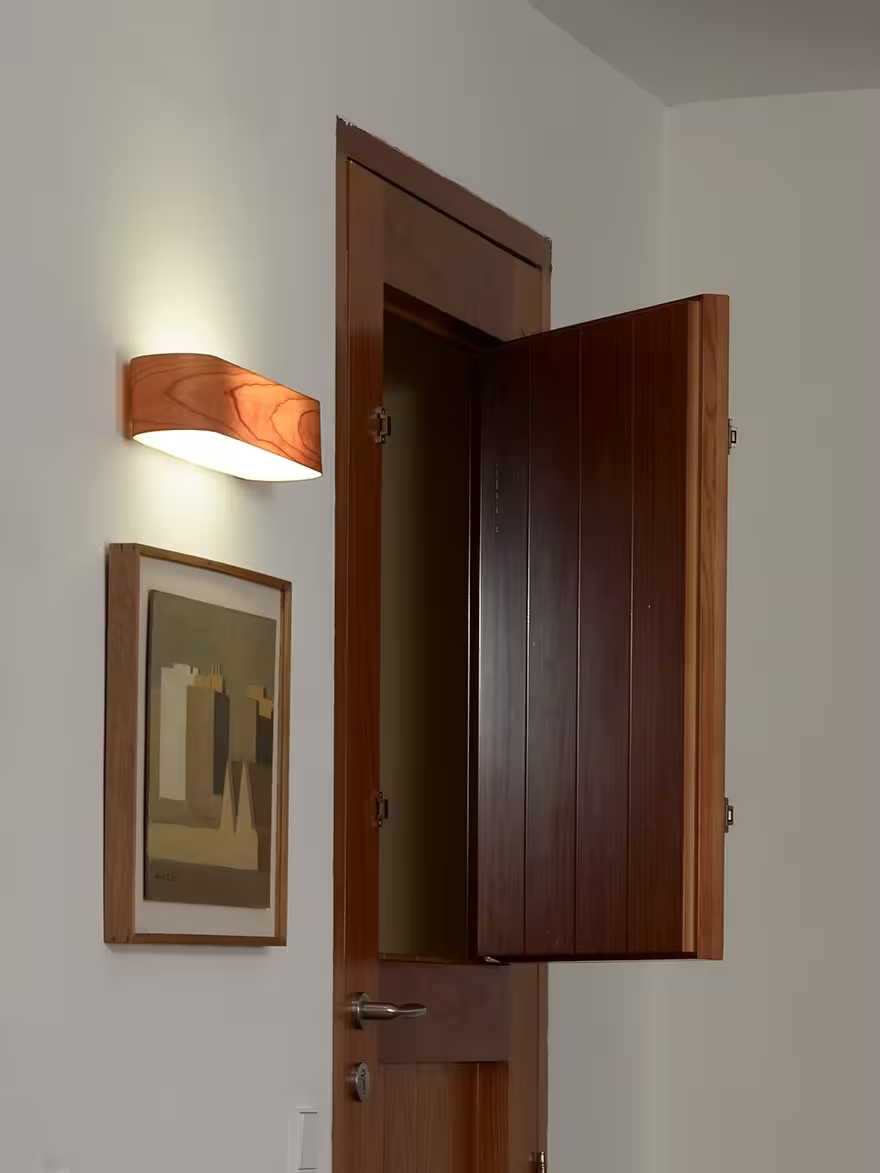 I-Club Small LED Wall & Ceiling Light