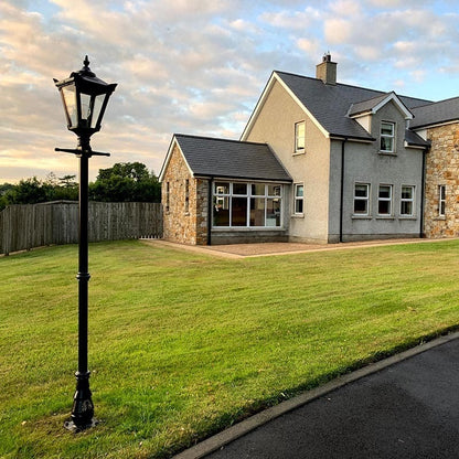 Harte Traditional Outdoor Post Light