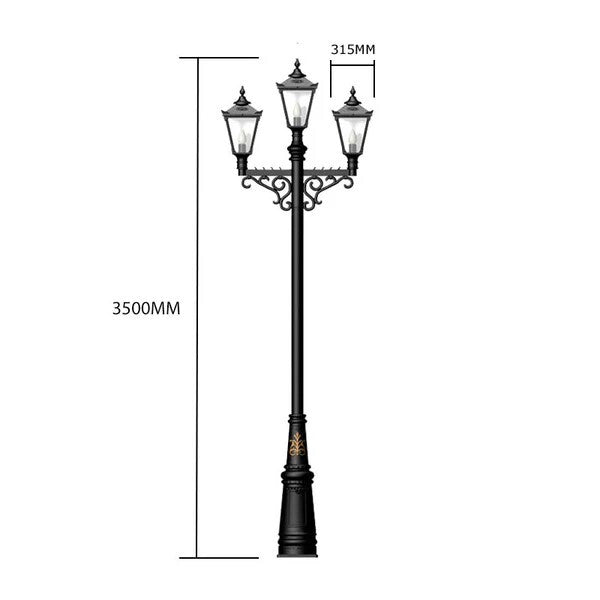 Harte Traditional Triple-Head Lamp Post